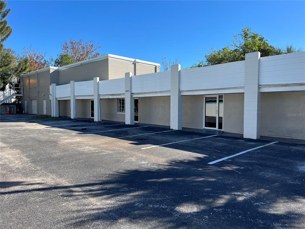 PINELLAS GROVES - фото