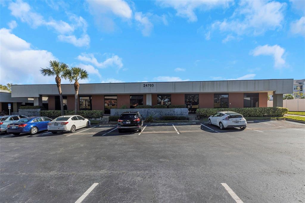 PARKSIDE OFFICE PARK LAND CONDO - фото