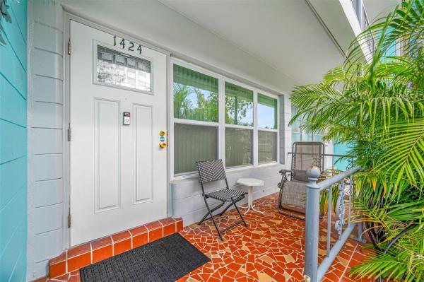 CLEARVIEW OAKS PARADISE