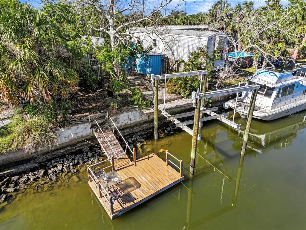 SLEEPY LAGOON - фото