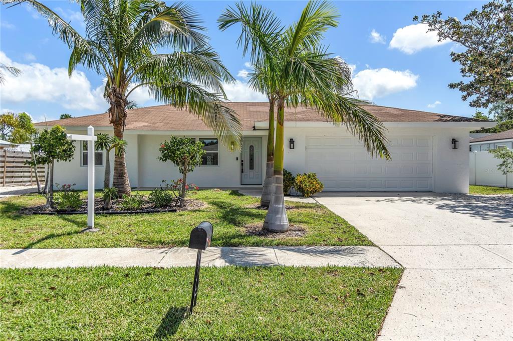 WESTFIELD WOODS UNIT ONE - фото