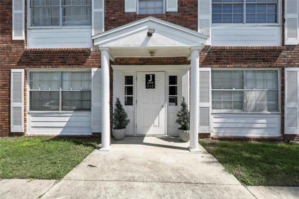 CENTRAL CORTEZ PLAZA