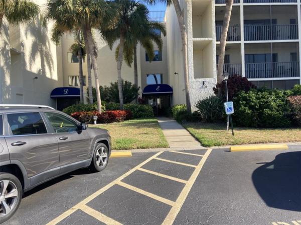 EL CONQUISTADOR VILLAGE 1 SEC 4