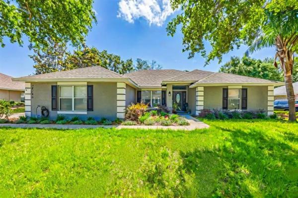 VILLAGE AT BLACK BEAR UNIT 01 LT 33 PB 51