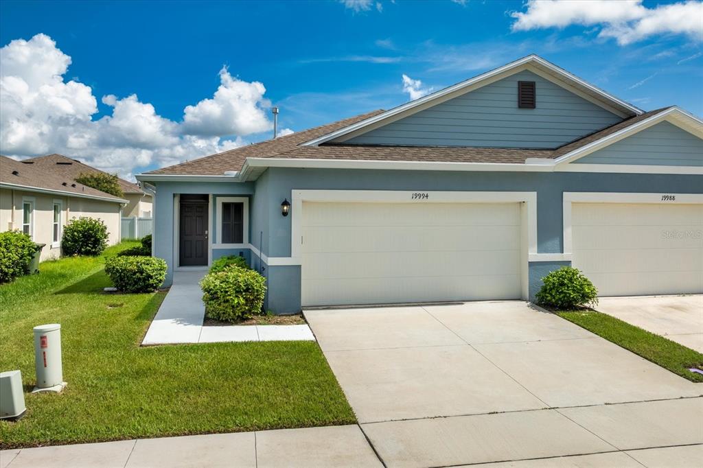 LAKE DENHAM ESTATES - фото