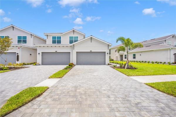 WELLEN PARK GOLF & COUNTRY CLUB