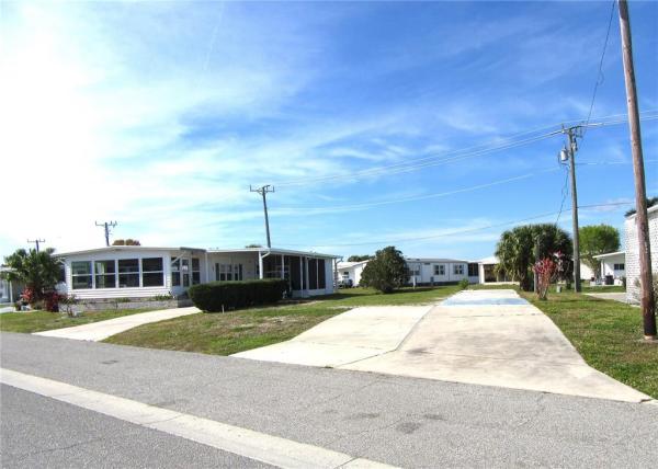 TRAILER ACRES