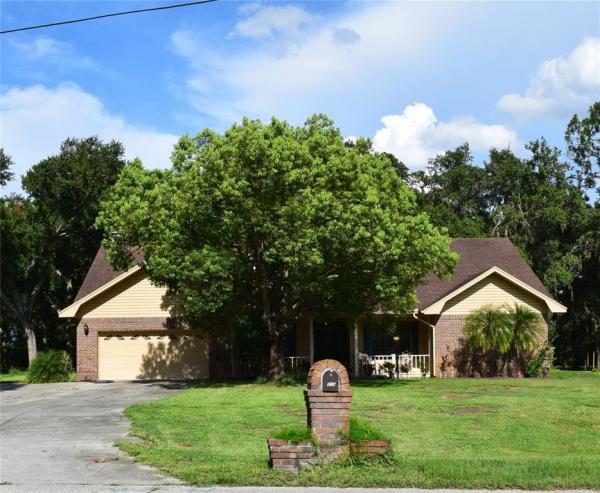 COUNTRY CLASS ESTATES