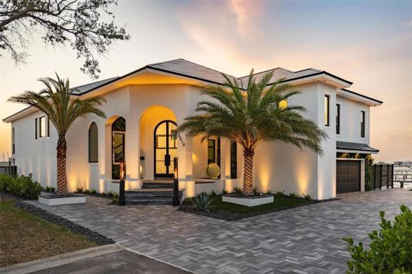 BOCA CIEGA WOODLANDS