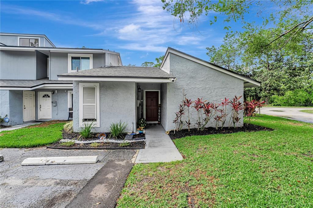 JAMESTOWN VILLAGE UNIT 1 - фото