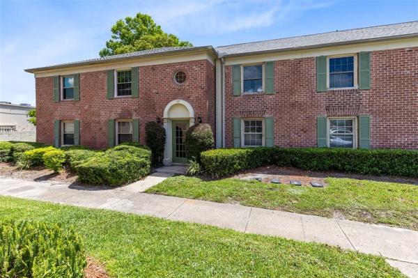 LAKE HOWELL ARMS CONDO