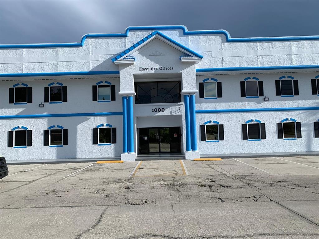 Commercial - фото