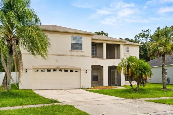 DAHLIA RESERVE AT CRESCENT LAKES