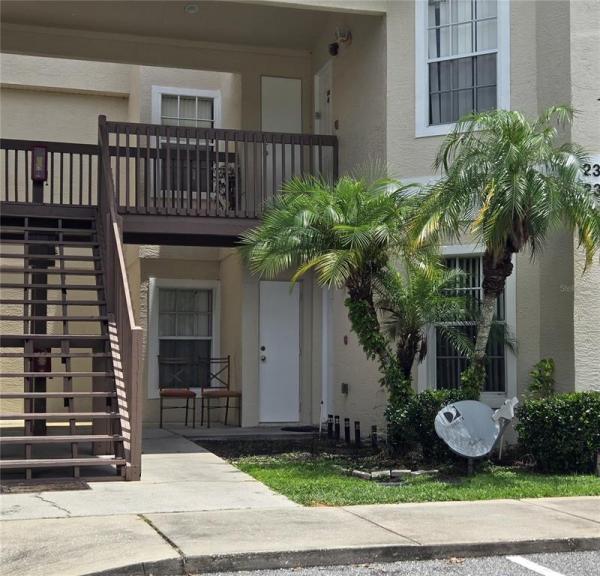 ROYAL OAKS OF KISSIMMEE CONDO PH 2