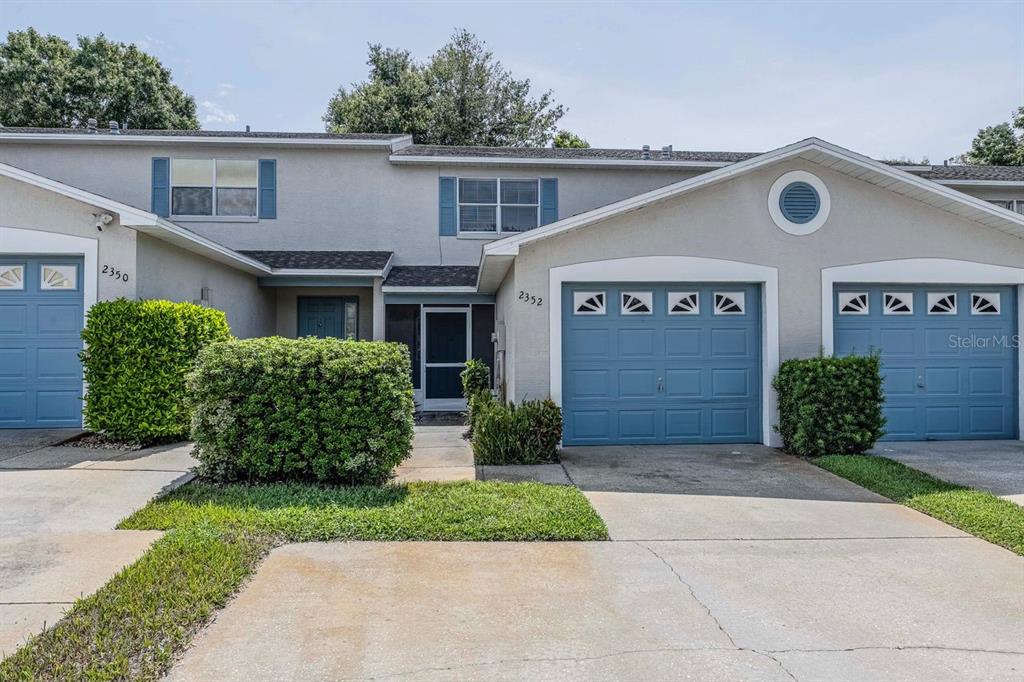 TOWNHOUSES AT PARK LAKE 01 REP - фото