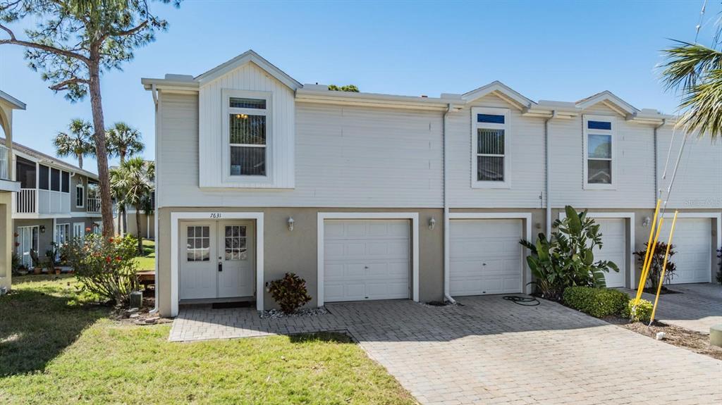 MARINA PALMS - фото