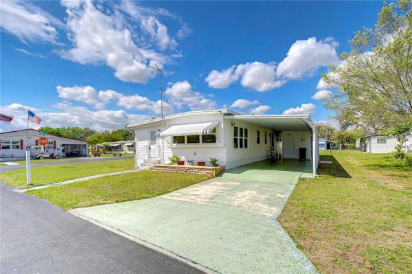 TROPICAL MOBILE PARK