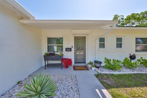 TOUSSIE TERRACE 1ST ADD