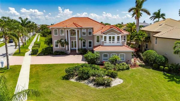 THE VILLAS AT ANDALUCIA