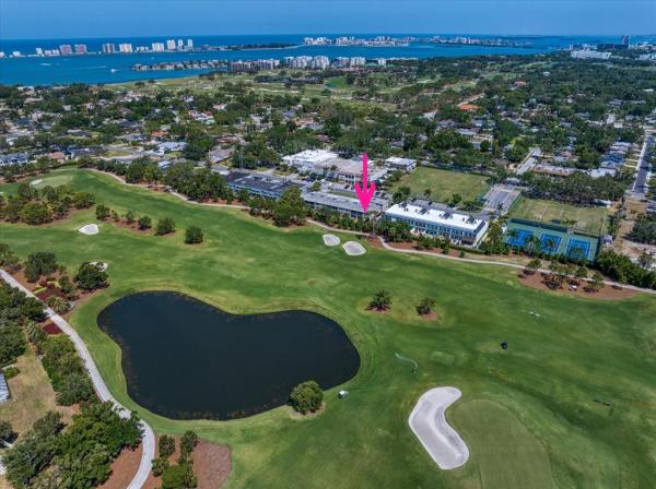 BROADMOOR VILLA INC CONDO