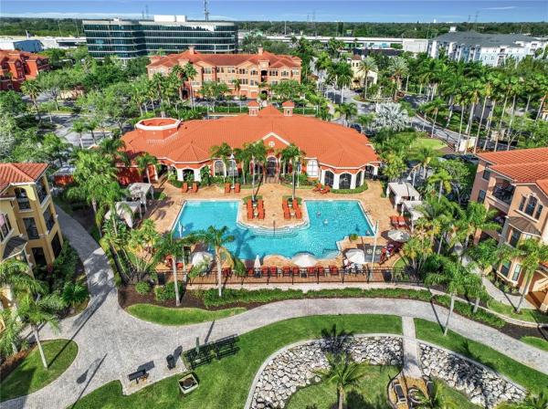 GRAND VENEZIA AT BAYWATCH CONDO