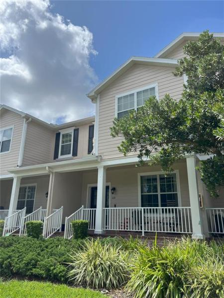 SUN KETCH TWNHMS AT NORTHEAST