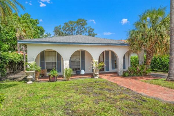 DAVIS ISLANDS PB10 PG52 TO 57