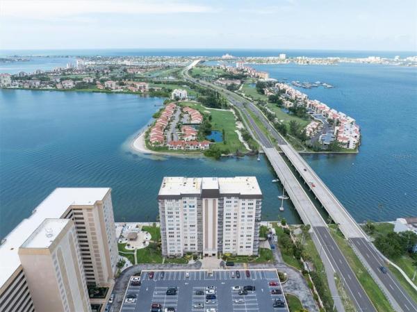 BAYWAY ISLES POINT BRITTANY FIVE