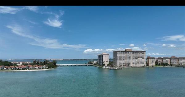 BAYWAY ISLES POINT BRITTANY FIVE