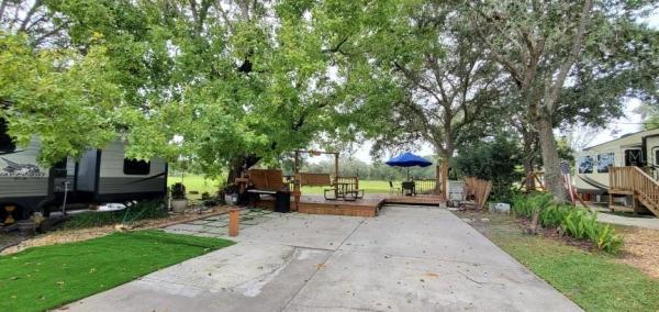 OUTDOOR RESORTS RIVER RANCH RV RESORT PH 02