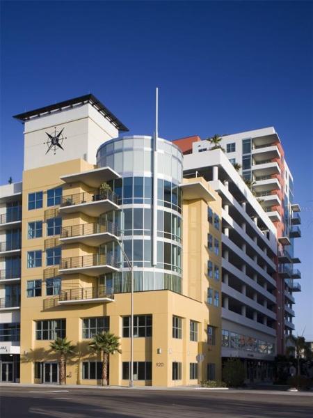 GRAND CENTRAL AT KENNEDY OFFIC