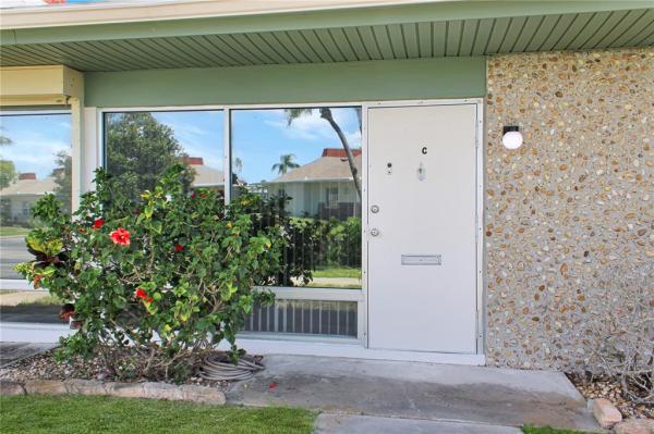 TAHITIAN GARDENS CONDO