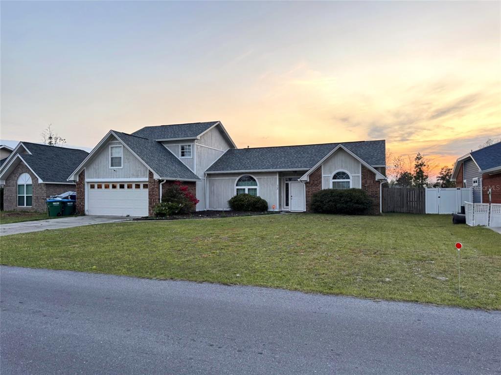 COLONIAL ESTATES - фото