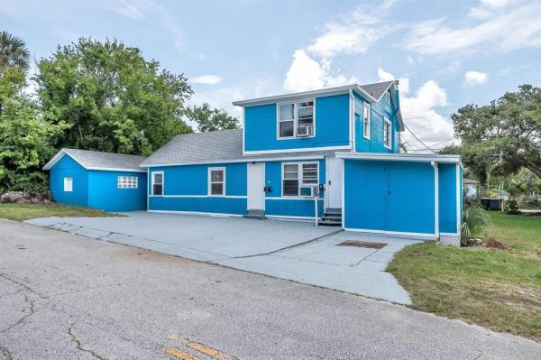 HUSTONS DAYTONA BEACH