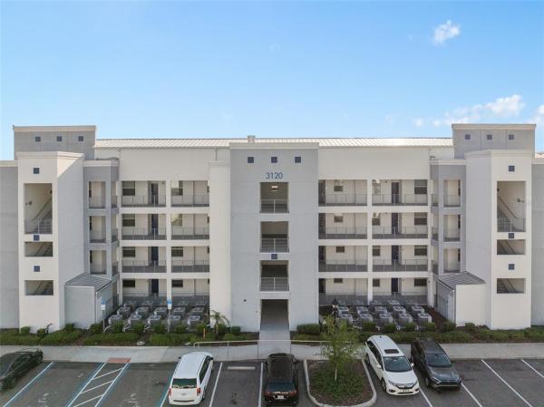 THE TERRACES AT STOREY LAKE CONDO 2 PH 15