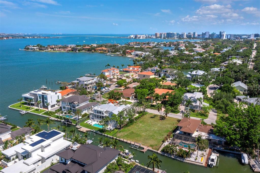 PARADISE SHORES - фото