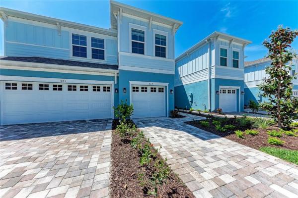 SIENNA PARK TOWNHOMES AT UNIVERSITY