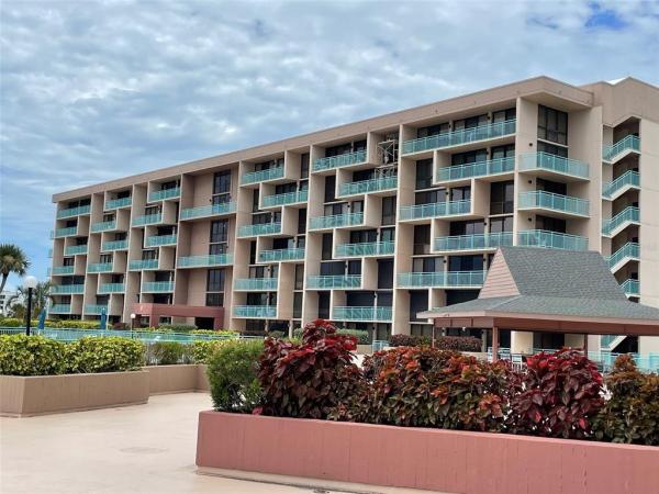 KEY CAPRI CONDO