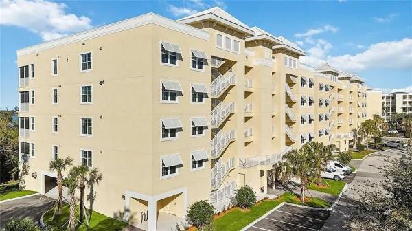 EDGEWATER/HIDDEN BAY PH 3