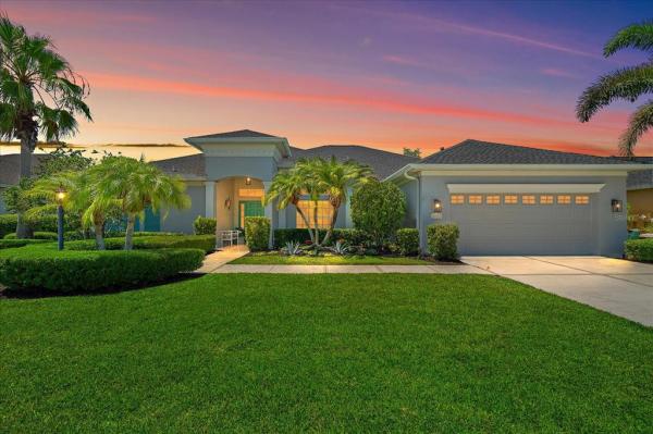 CHARLESTON POINTE PH A AT UNIVERSITY PLACE