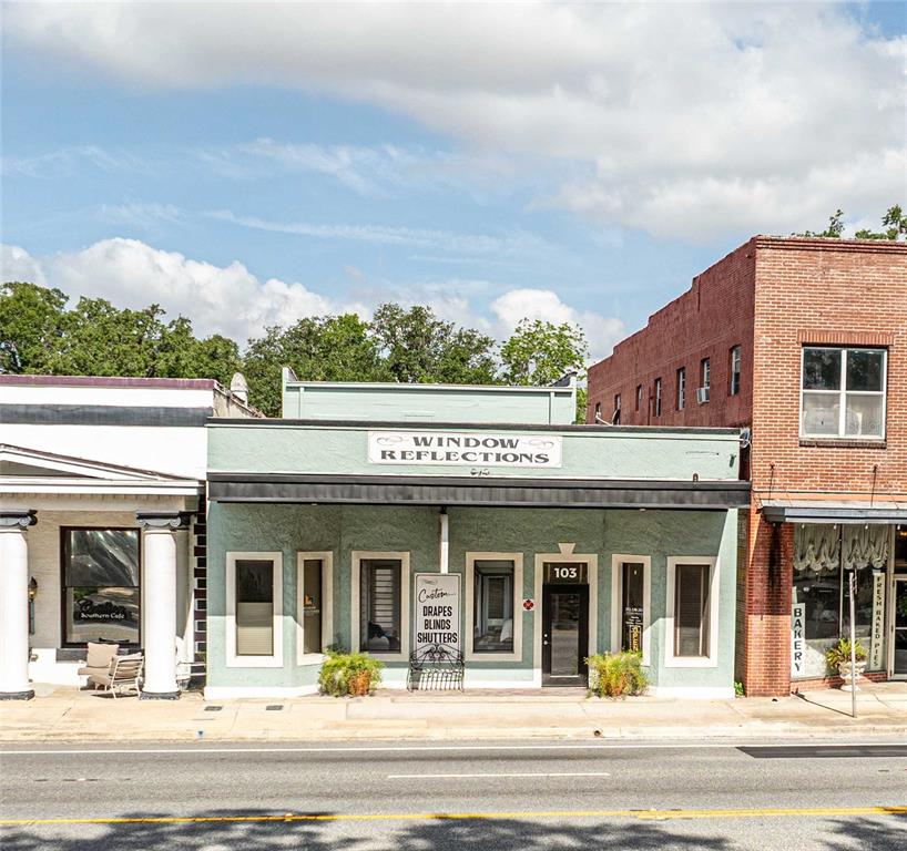 MASONS EXT DENHAM SUR - фото