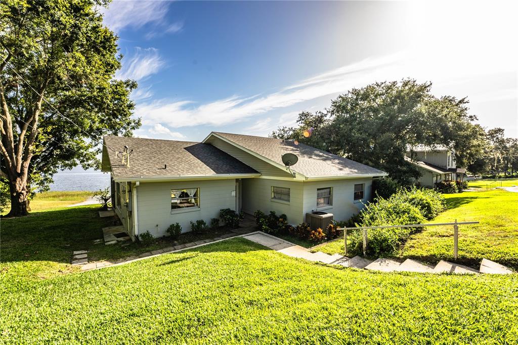 CROOKED LAKE - фото