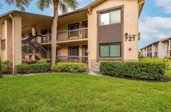 TRAFALGAR SQUARE CONDO