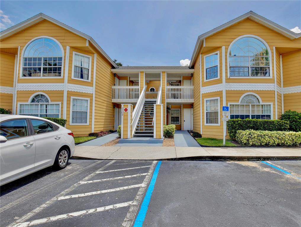 VILLAS AT ISLAND CLUB PH 2 BLDG W - фото