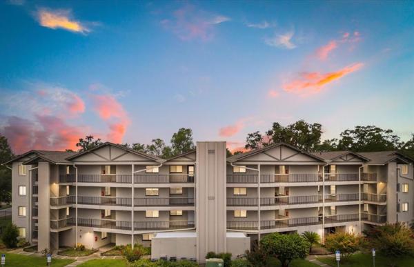 LAKE LOTUS CLUB 3 A CONDO