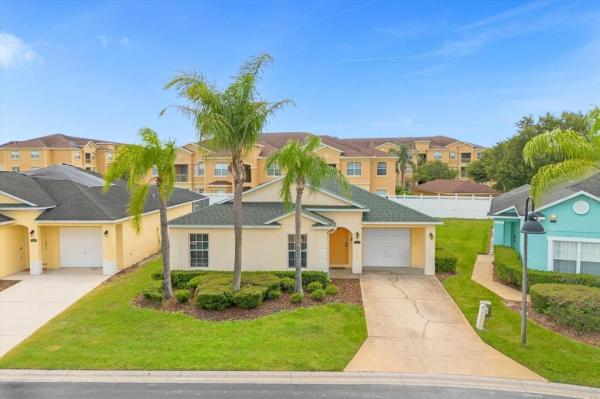 RESERVE AT TOWN CENTER