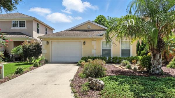 VILLAGES OF PARKWOOD