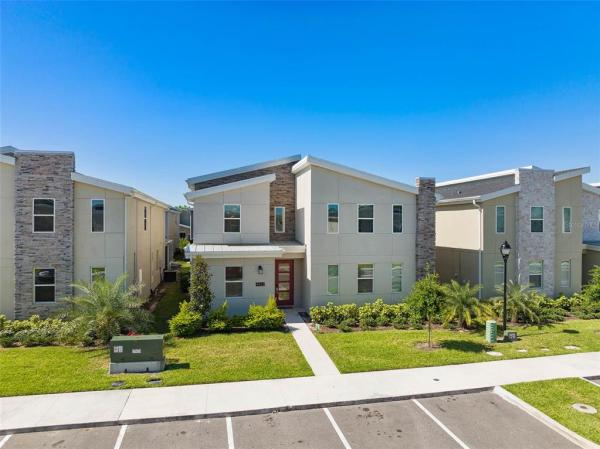 COVE AT STOREY LAKE II