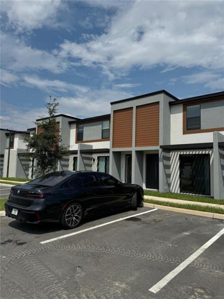 HUB AT WESTSIDE RESERVE