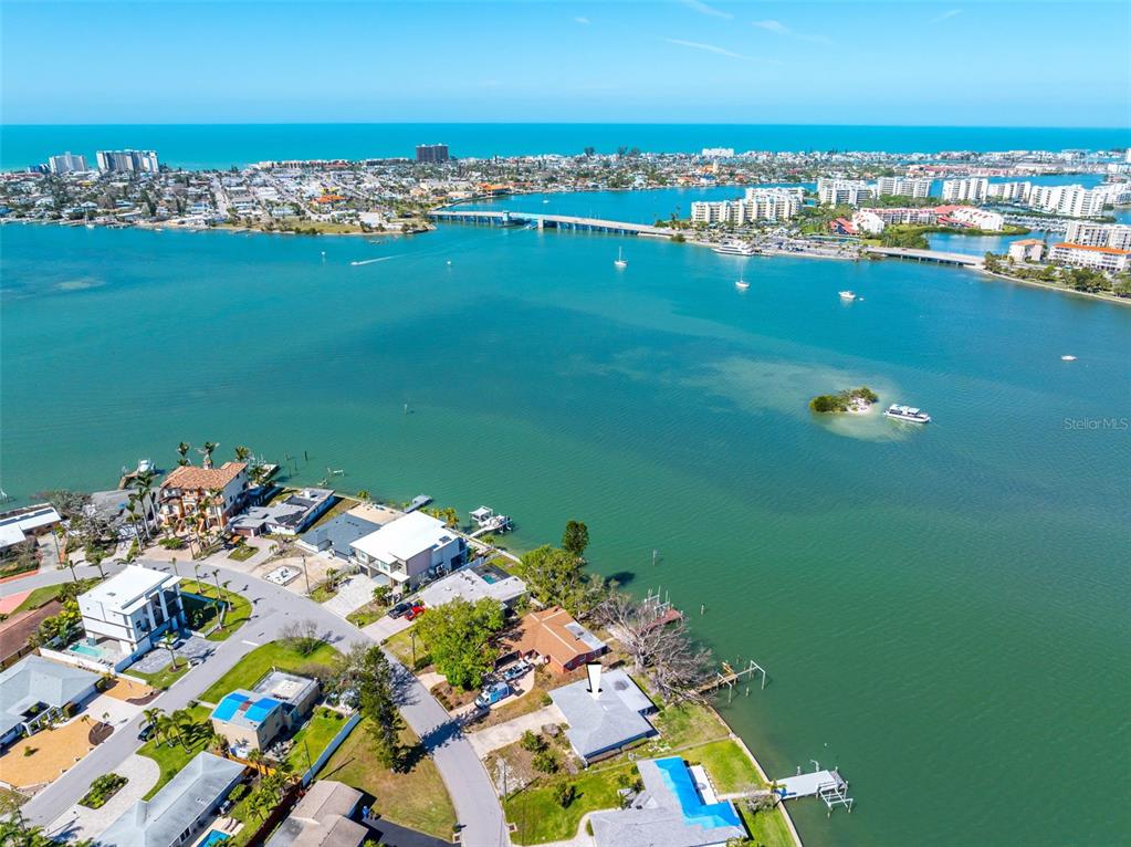 PASADENA ISLE - фото